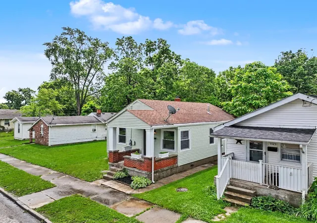 Homes for sale in Hamilton, OH | 1161 Hunt Ave, Hamilton, OH 45013 | MLS# 1880911