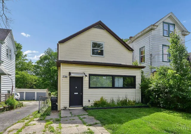Homes for sale in Cincinnati, OH | 738 Enright Ave, Cincinnati, OH 45205 | MLS# 1881009