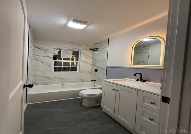 Photo 3 of Single family home for sale at 411 Hudson Ave, Hamilton, OH 45011 | MLS# 1880849 | Listing updated on 2026-05-29