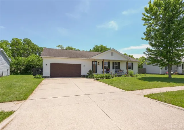Homes for sale in Washington Court Hous, OH | 895 Riverbirch Rd, Washington Court Hous, OH 43160 | MLS# 1880798