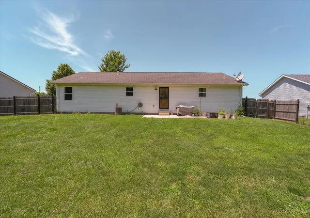 Homes for sale in Washington Court Hous, OH | 895 Riverbirch Rd, Washington Court Hous, OH 43160 | MLS# 1880798