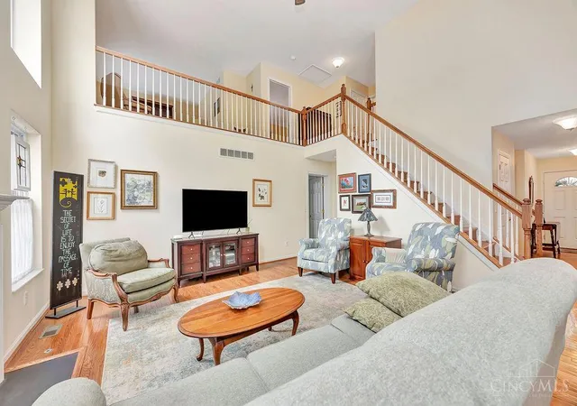 Homes for sale in Oxford, OH | 848 Dufour Ln, Oxford, OH 45056 | MLS# 1880229