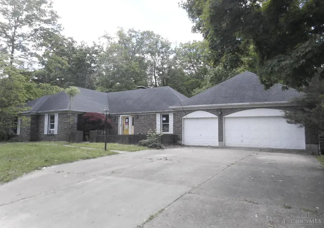 Homes for sale in Forest Park, OH | 1565 Jonquilmeadow, Forest Park, OH 45240 | MLS# 1880934