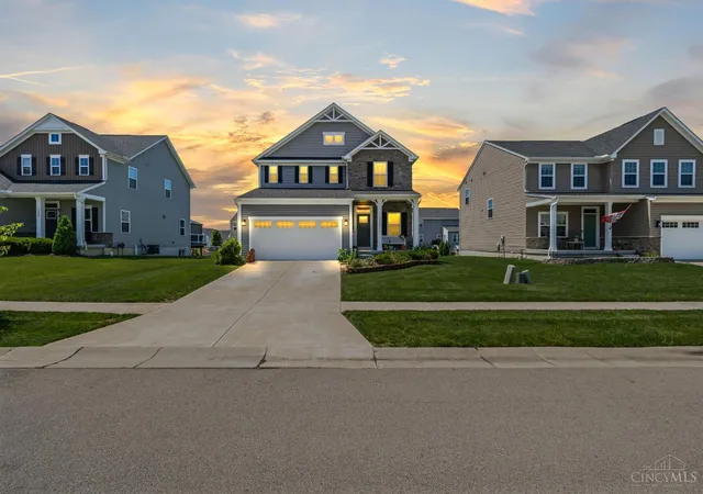 Homes for sale in South Lebanon, OH | 4621 Kelly Court, South Lebanon, OH 45065 | MLS# 1880973