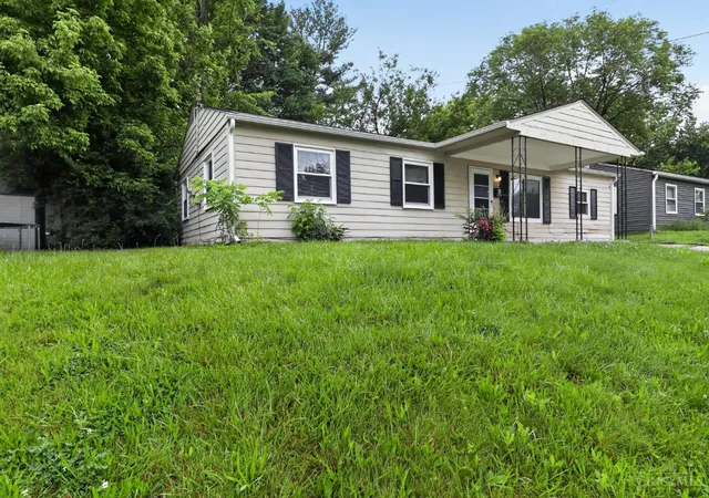 Photo 2 of Sale Pending at 3180 Niagara St, Cincinnati, OH 45251 | MLS# 1880336 | Listing updated on 2026-08-14