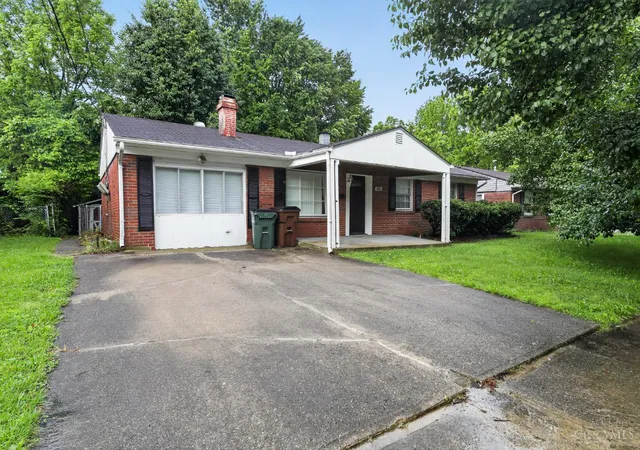 Homes for sale in Colerain Twp, OH | 3339 Niagara St, Colerain Twp, OH 45251 | MLS# 1880396