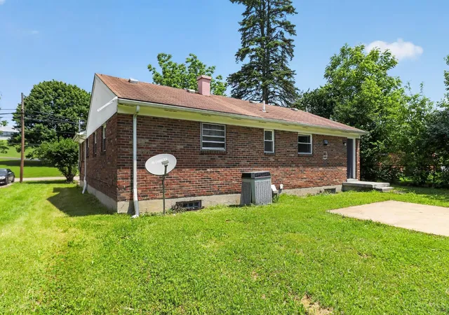 Homes for sale in Green Twp, OH | 5511 Muddy Creek Rd, Green Twp, OH 45238 | MLS# 1879461