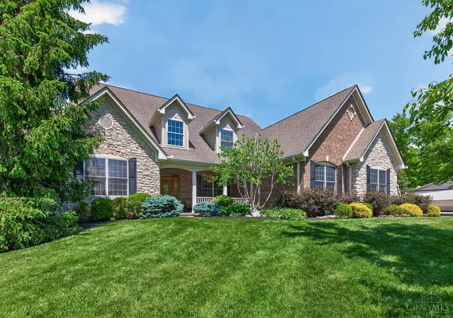 Homes for sale in Goshen Twp, OH | 1041 Blue Sky Dr, Goshen Twp, OH 45122 | MLS# 1874911