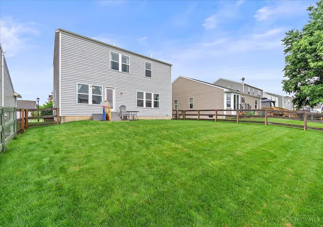 Homes for sale in South Lebanon, OH | 5461 Windsor Ct, South Lebanon, OH 45065 | MLS# 1881125
