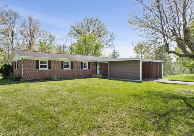 Homes for sale in Georgetown, OH | 59 Williams Dr, Georgetown, OH 45121 | MLS# 1881223