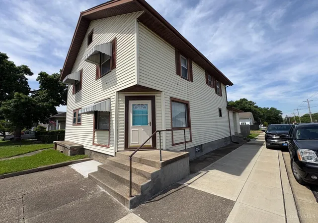 2nd image of 653 N E St, Hamilton, OH 45013 | MLS# 1881237