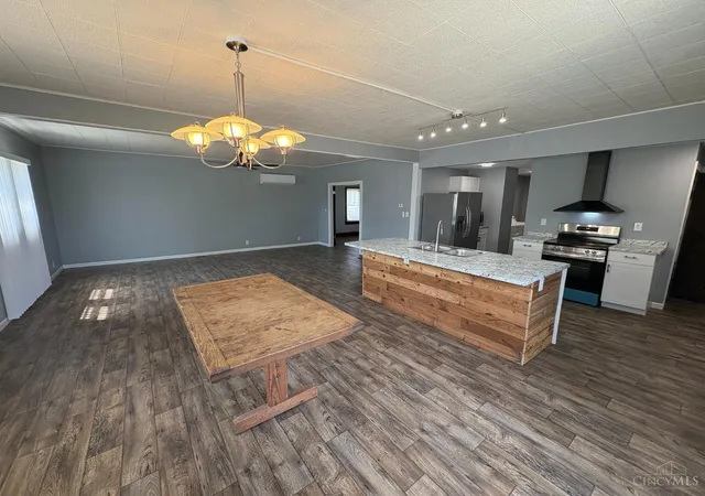 4th image of 653 N E St, Hamilton, OH 45013 | MLS# 1881237