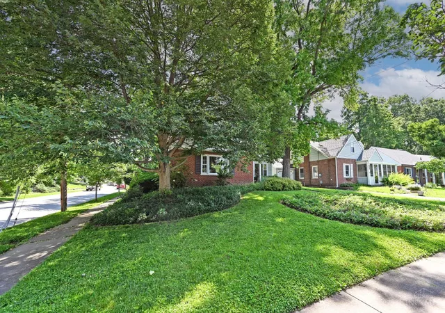 Homes for sale in Cincinnati, OH | 2590 Bonnie Dr, Cincinnati, OH 45230 | MLS# 1881279