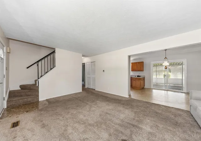Homes for sale in Newtown, OH | 3308 Suwanee Ct, Newtown, OH 45244 | MLS# 1881320