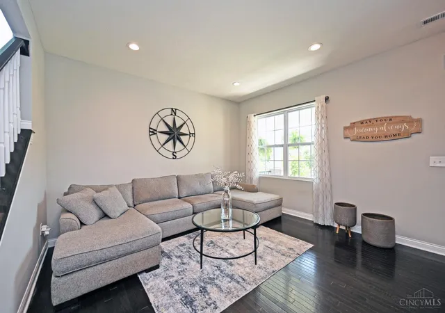 5th image of 366 Brier Creek Dr, Loveland, OH 45140 | MLS# 1881313