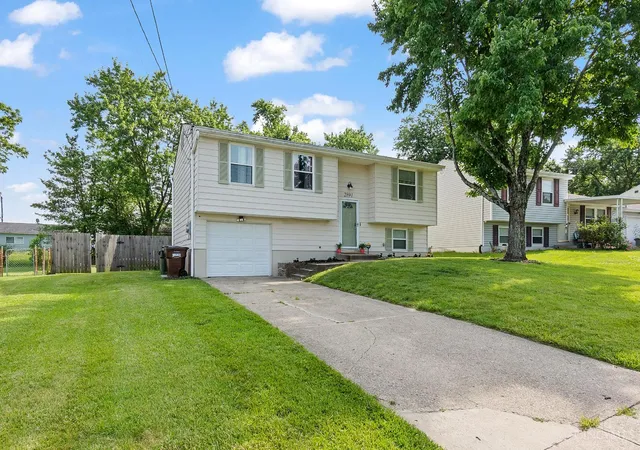 Homes for sale in Colerain Twp, OH | 2891 Butterwick Dr, Colerain Twp, OH 45251 | MLS# 1881344
