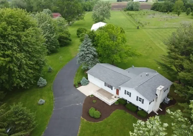 Homes for sale in Turtle Creek Twp, OH | 2974 Greentree Rd, Turtle Creek Twp, OH 45036 | MLS# 1880885