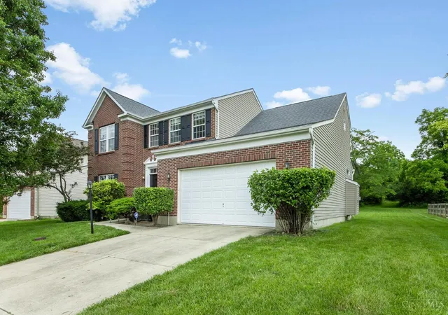 Homes for sale in Liberty Twp, OH | 5692 Woodmansee Wy, Liberty Twp, OH 45011 | MLS# 1881501