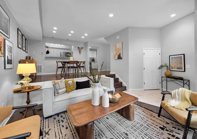 Photo 4 of Condo for sale at 538 Tusculum Ave, Cincinnati, OH 45226 | MLS# 1878918 | Listing updated on 2026-09-14