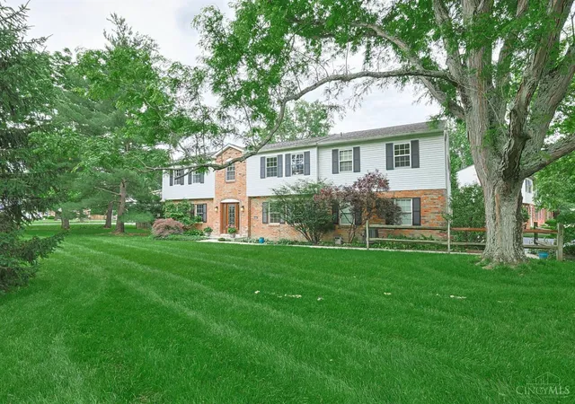 Homes for sale in Symmes Twp, OH | 9960 Walnutridge Ct, Symmes Twp, OH 45242 | MLS# 1881511