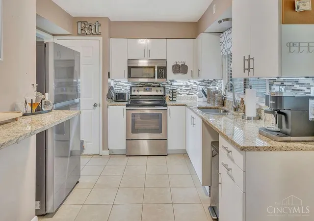 2nd image of 1210 Clovernook Dr, Hamilton, OH 45013 | MLS# 1881548