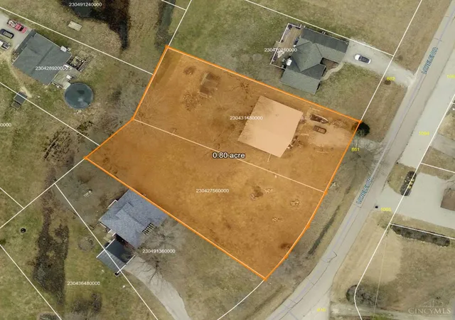 Homes for sale in Perry Twp, OH | 860 Lorelei Dr, Perry Twp, OH 45118 | MLS# 1881249