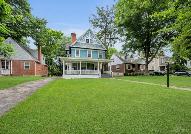 Homes for sale in Cincinnati, OH | 3309 Epworth Ave, Cincinnati, OH 45211 | MLS# 1881286