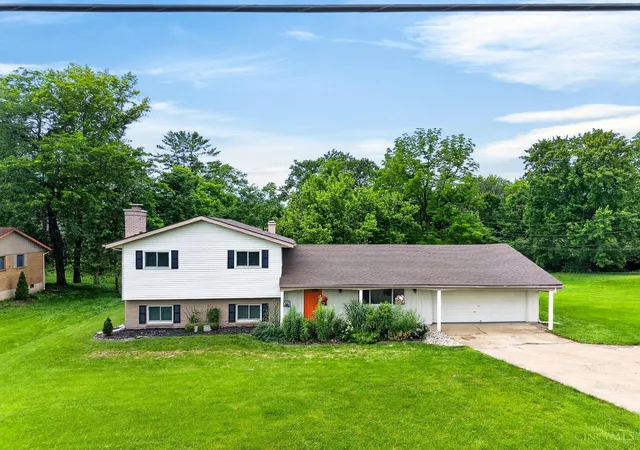 Homes for sale in Fairfield, OH | 5691 Winton Rd, Fairfield, OH 45014 | MLS# 1880636