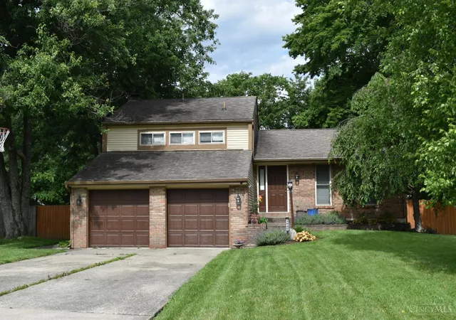 Homes for sale in Milford, OH | 5803 Mount Vernon Dr, Milford, OH 45150 | MLS# 1881603