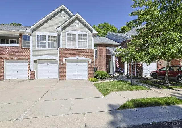1st image of 6714 Washington Cir, Franklin, OH 45005 | MLS# 1881642