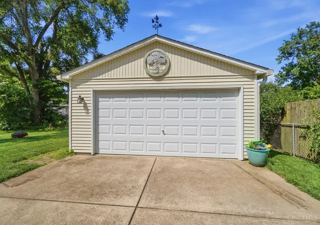 Homes for sale in Milford, OH | 23 Potowatomie Trl, Milford, OH 45150 | MLS# 1881252