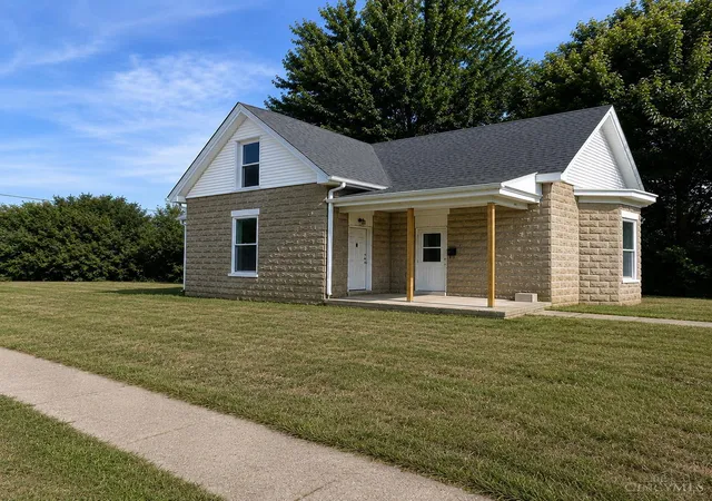 2nd image of 371 S Charity St, Bethel, OH 45106 | MLS# 1881789