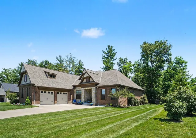 Homes for sale in Loveland, OH | 6320 Evergreen Ln, Loveland, OH 45140 | MLS# 1881553