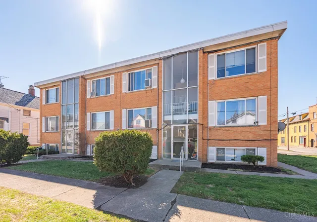 Homes for sale in Reading, OH | 325 Pike St, Reading, OH 45215 | MLS# 1880736