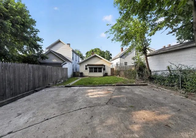 Homes for sale in Hamilton, OH | 116 Webster, Hamilton, OH 45013 | MLS# 1879291