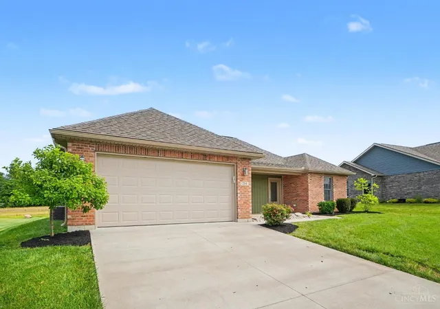 Homes for sale in Eaton, OH | 204 Goldenrod Dr, Eaton, OH 45320 | MLS# 1881869
