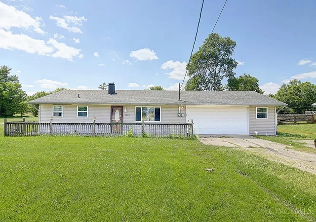 Photo 1 of Single family home for sale at 6305 Dixie Hwy, Franklin, OH 45005 | MLS# 1881891 | Listing updated on 2026-07-29