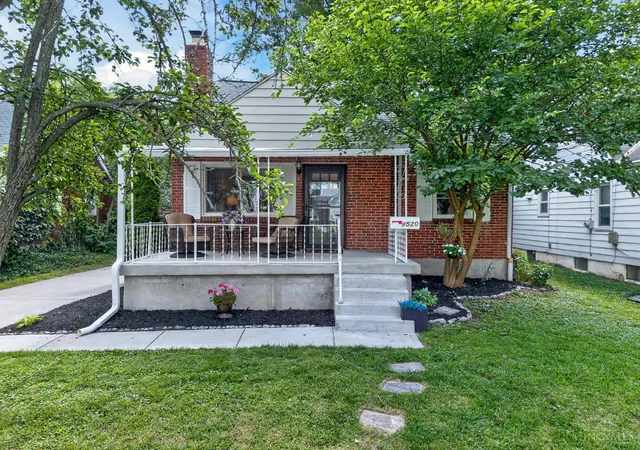 Homes for sale in Blue Ash, OH | 9520 West Ave, Blue Ash, OH 45242 | MLS# 1881884