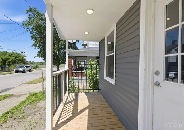 Homes for sale in Hamilton, OH | 532 N Sixth St, Hamilton, OH 45011 | MLS# 1881836