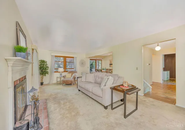 Homes for sale in Oxford Twp, OH | 5308 Hillcrest Dr, Oxford Twp, OH 45056 | MLS# 1881893