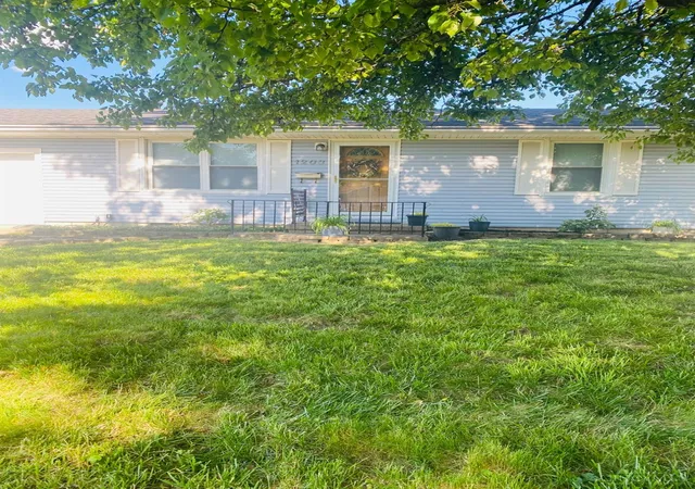 Homes for sale in Middletown, OH | 1203 Short St, Middletown, OH 45042 | MLS# 1881931