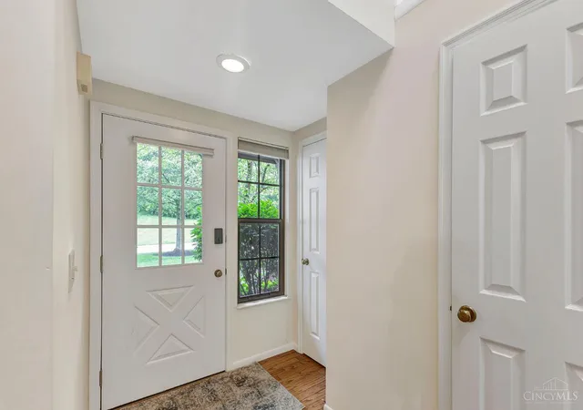 5th image of 12049 Legacy Ct, Cincinnati, OH 45241 | MLS# 1881988