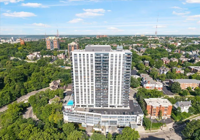 Homes for sale in Cincinnati, OH | 2200 Victory Pkwy #2504, Cincinnati, OH 45206 | MLS# 1881567
