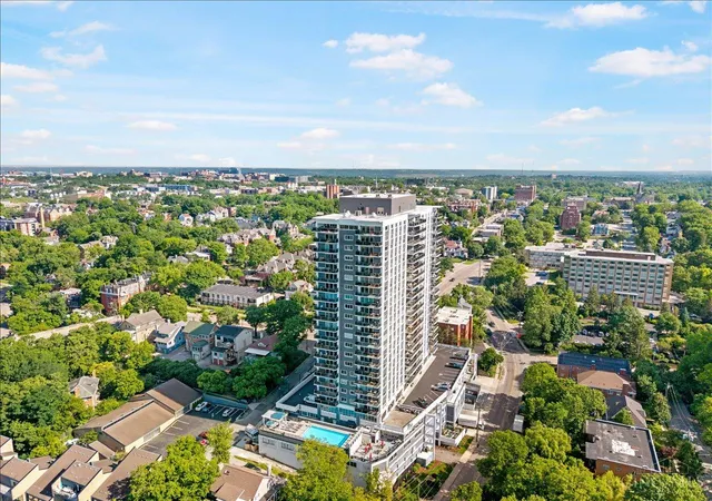 Homes for sale in Cincinnati, OH | 2200 Victory Parkway, Cincinnati, OH 45206 | Houzeo