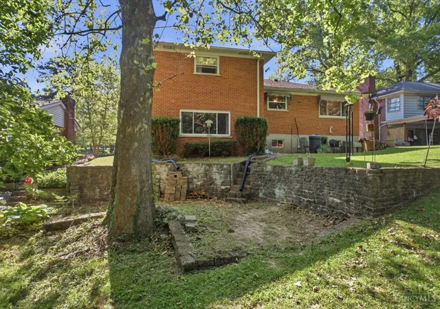 5th image of 331 N Ash St, Tate Twp, OH 45106 | MLS# 1882003