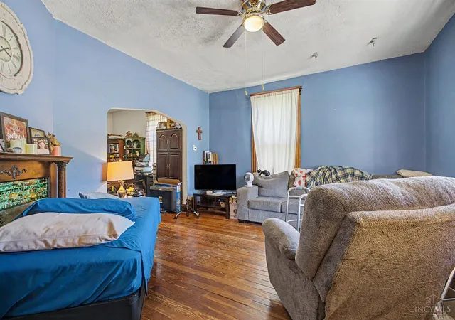 Photo 2 of Single family home for sale at 228 Central Ave, Lockland, OH 45215 | MLS# 1881375 | Listing updated on 2026-07-27