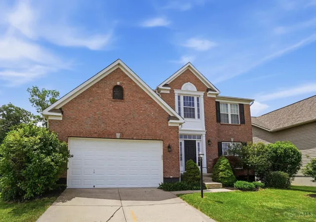 Homes for sale in Hamilton Twp, OH | 303 Delaware Dr, Hamilton Twp, OH 45039 | MLS# 1881695