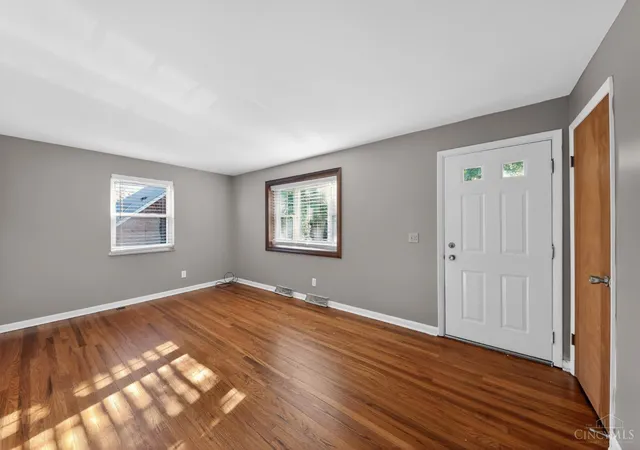 2nd image of 7761 Pippin Rd, Cincinnati, OH 45239 | MLS# 1881466