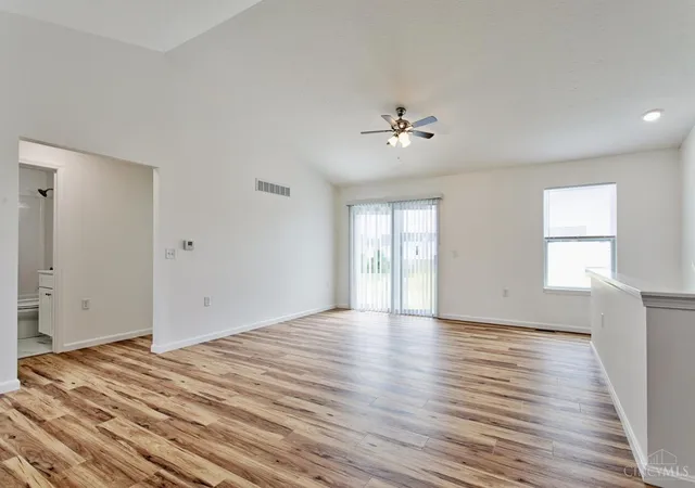 4th image of 3004 Custer Dr, Lake Waynoka, OH 45171 | MLS# 1882097