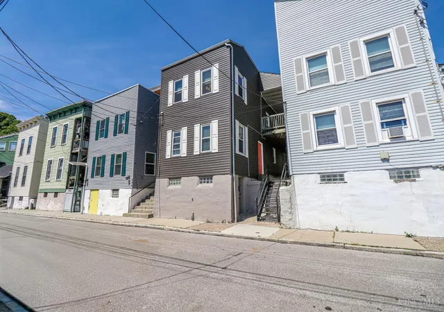 Homes for sale in Cincinnati, OH | 404 Mohawk St, Cincinnati, OH 45214 | MLS# 1881569